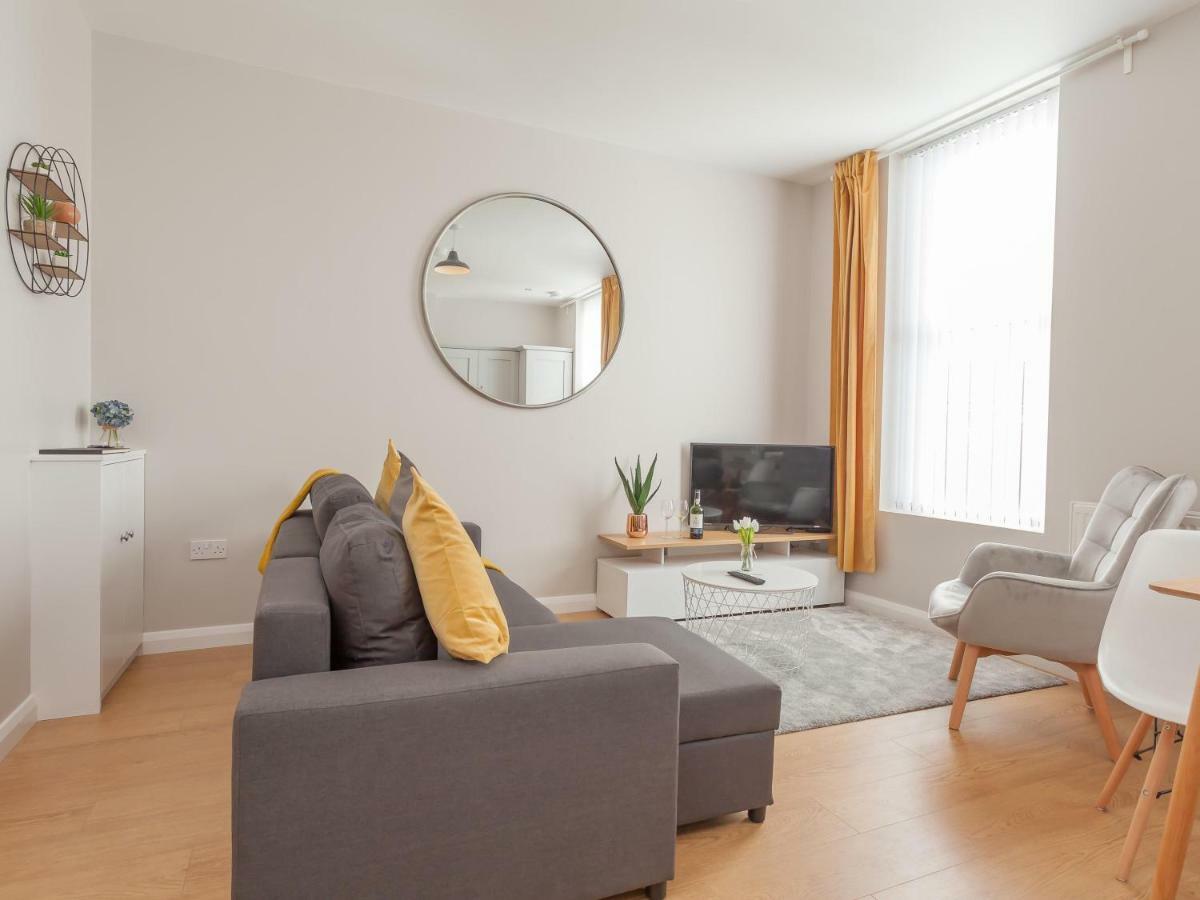 North Apartment *